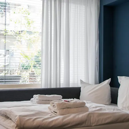 Stylische Stadt-wohnung - Mit Parkplatz Apartman Bregenz
